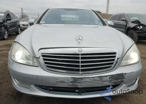 2009 Mercedes-Benz S 550 4Matic из США, поврежденный, VIN WDDNG86X89A240186